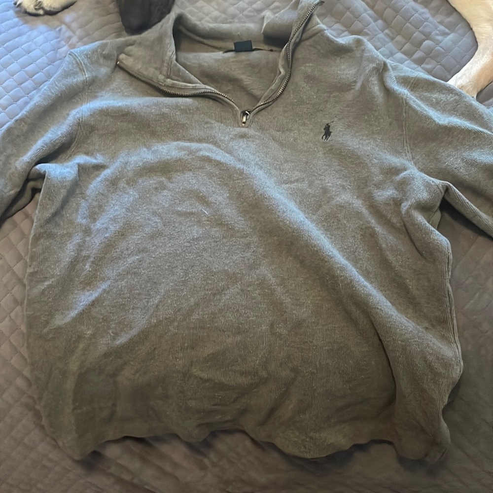 Grey pullover